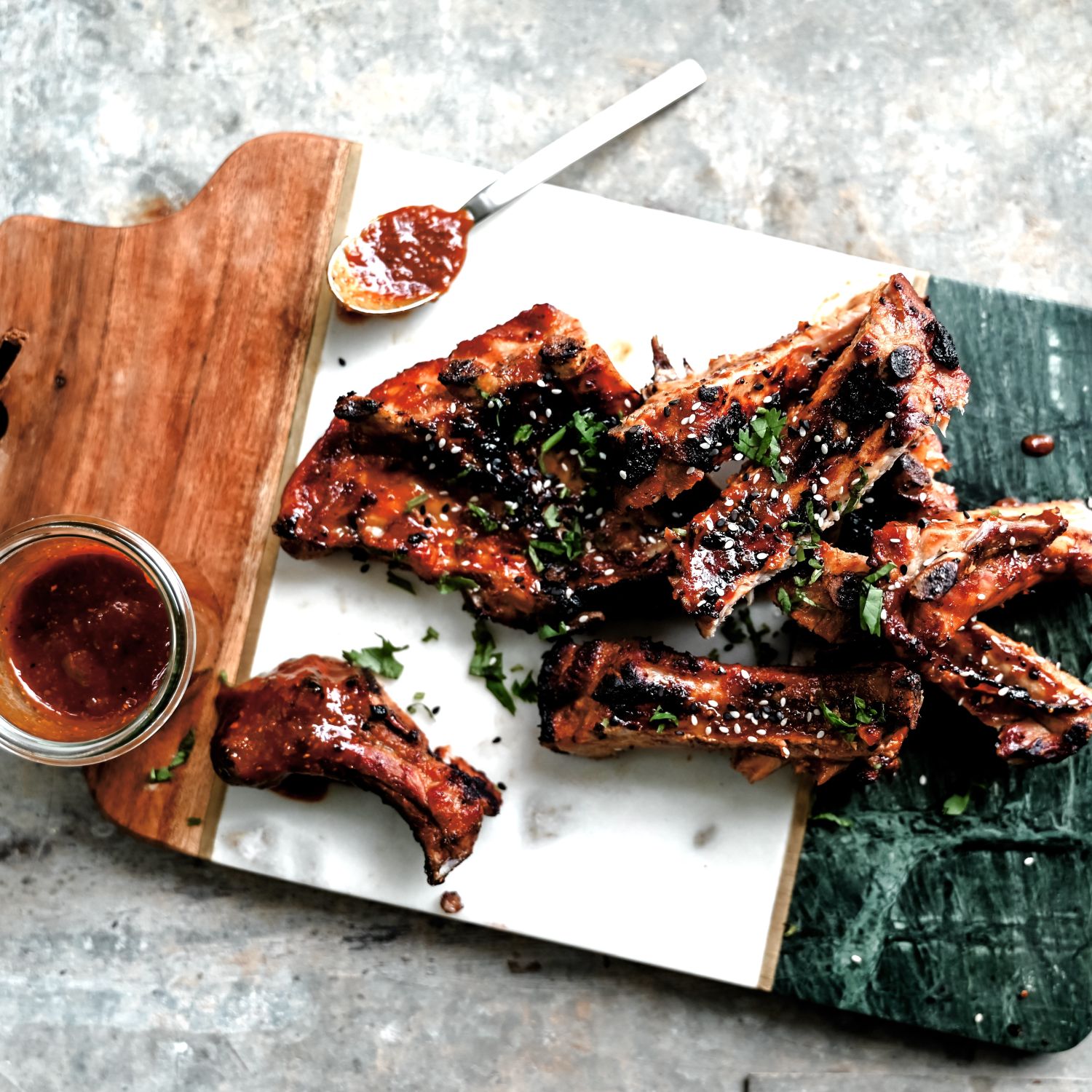 Bayrisch-asiatische Rippchen mit BBQ-Sauce